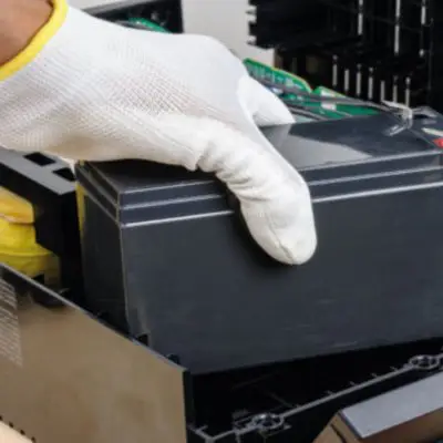 Mantenimiento para UPS México